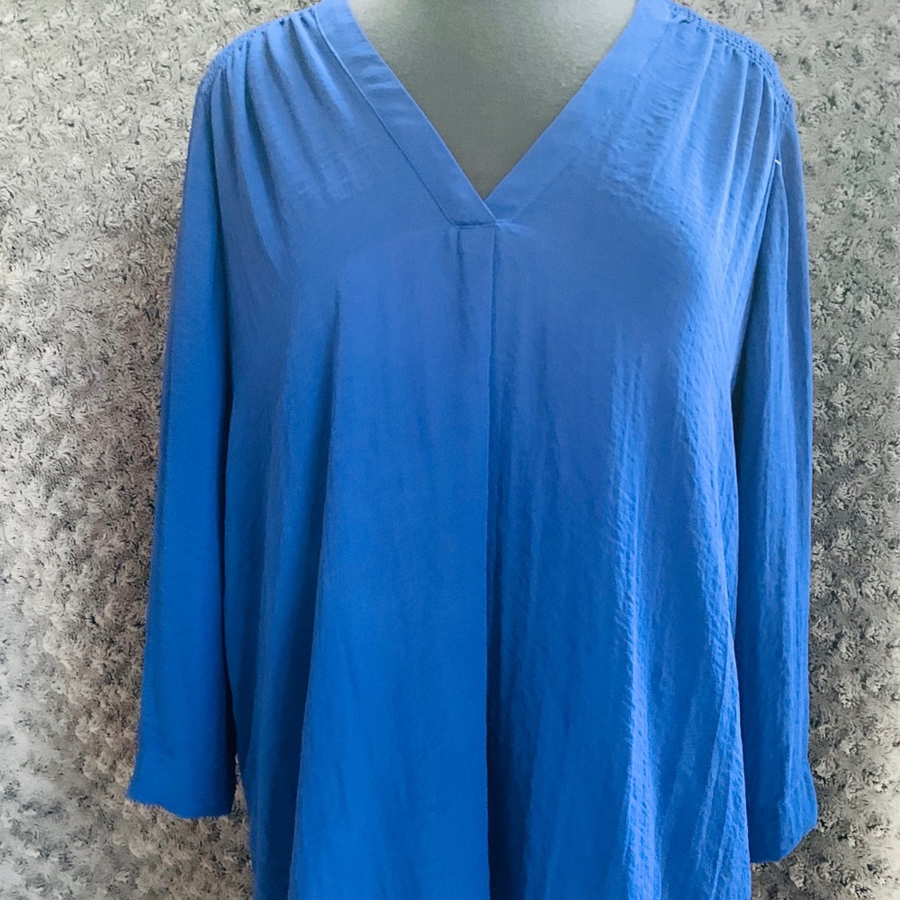 Blue blouse flowy tunic